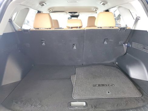 Certified 2024 Kia Seltos EX FWD image 9