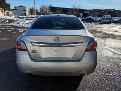 Used 2015 Nissan Altima 2.5 S w/ Power Driver Seat Package image 6