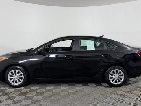 Used 2021 Kia Forte Sedan FWD image 5