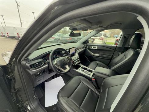 Certified 2023 Ford Explorer XLT w/ Equipment Group 202A image 14