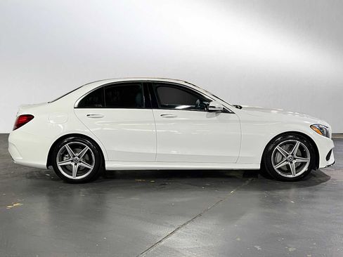 Used 2017 Mercedes-Benz C 300 4MATIC Sedan image 2