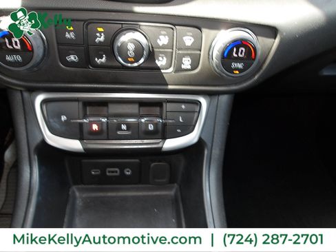 Used 2023 GMC Terrain SLE w/ Driver Convenience Package AWD/4WD image 20