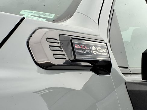 Used 2024 GMC Sierra 2500 AT4 w/ AT4 Preferred Package image 36