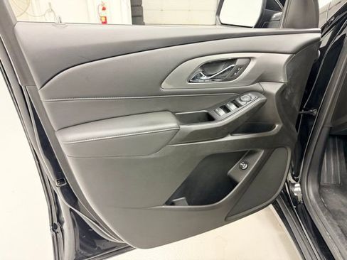 Certified 2023 Chevrolet Traverse LT image 22