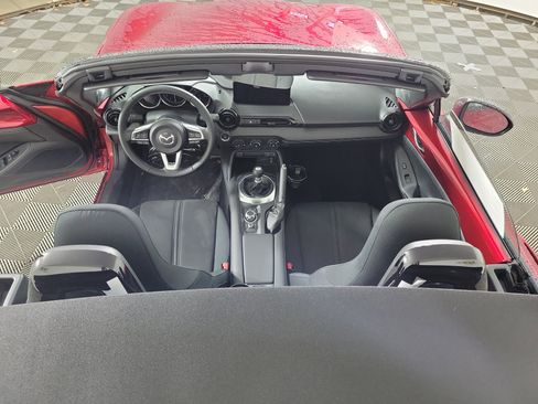 New 2025 MAZDA MX-5 Miata Club w/ Weather Package image 12