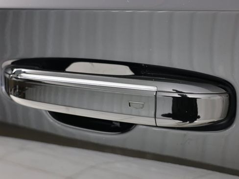 Used 2024 Cadillac Escalade Sport w/ LPO, ONYX Package image 24