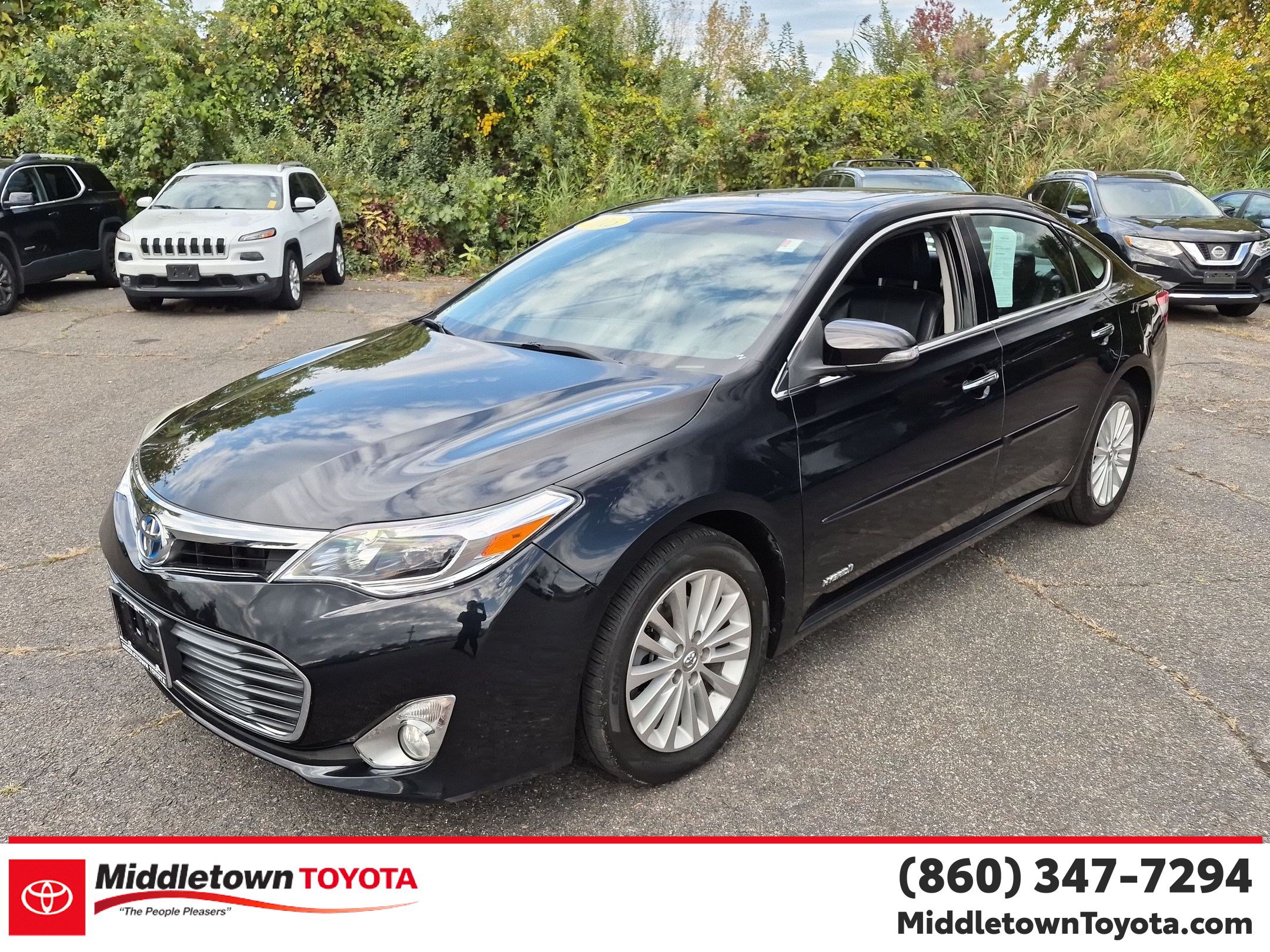 Used 2015 Toyota Avalon XLE Touring FWD image 7