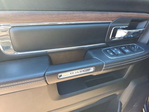 Used 2018 RAM 2500 Laramie w/ Snow Chief Group image 20