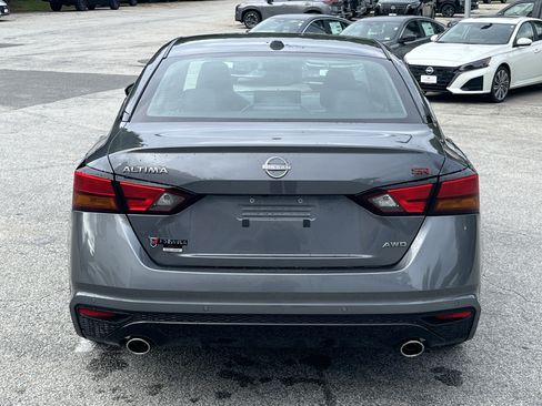 New 2026 Nissan Altima 2.5 SR AWD/4WD image 6