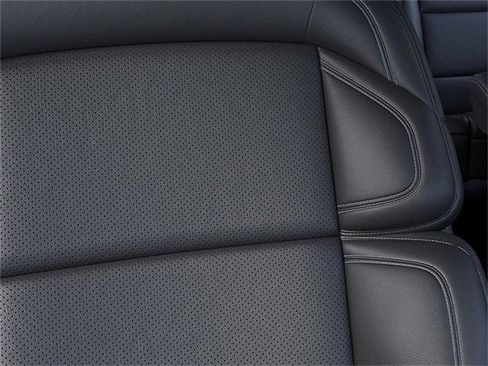 New 2025 Lincoln Navigator L Reserve AWD/4WD image 16