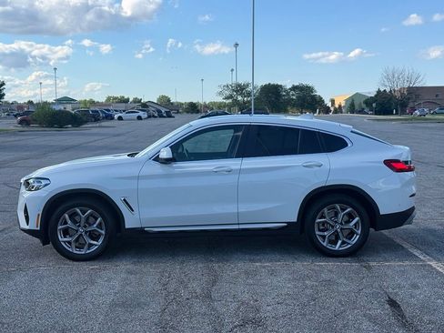 Used 2025 BMW X4 xDrive30i w/ Premium Package AWD/4WD image 4