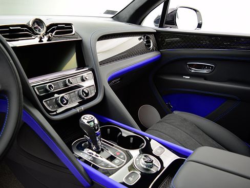 New 2025 Bentley Bentayga image 27