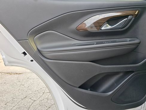 Used 2020 GMC Terrain Denali w/ LPO, Floor Liner Package FWD image 11
