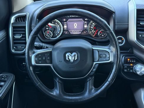 Used 2019 RAM 1500 Laramie image 29