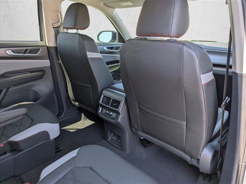 New 2026 Volkswagen Atlas Peak Edition AWD/4WD image 29