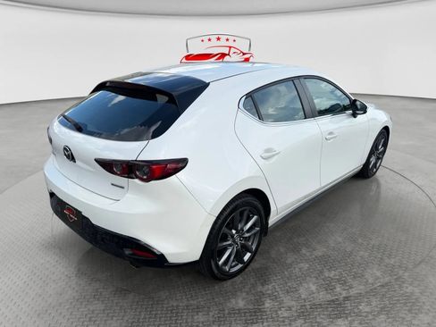 Used 2019 MAZDA MAZDA3 Hatchback FWD image 6