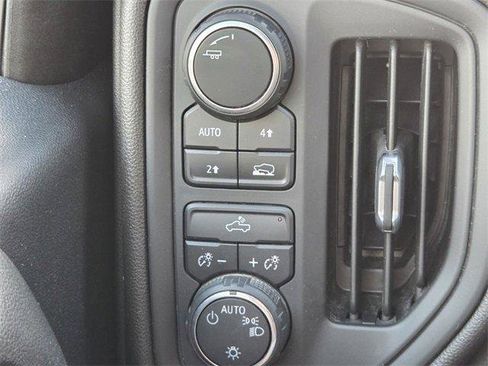 Certified 2021 Chevrolet Silverado 1500 Custom w/ Rally Edition image 21