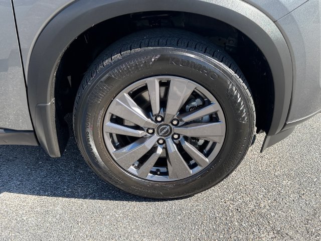 Used 2023 Nissan Pathfinder S FWD image 18