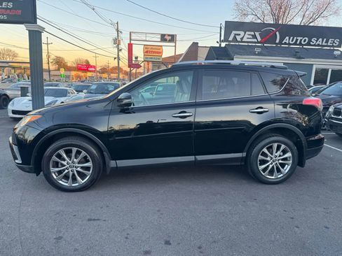 Used 2016 Toyota RAV4 Limited image 2