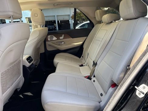 Used 2021 Mercedes-Benz GLE 350 4MATIC image 9