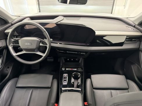 Used 2025 Audi Q6 e-tron Premium Plus w/ Premium Plus AWD/4WD image 15