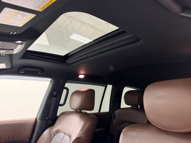 Used 2020 Nissan Armada Platinum w/ Platinum Reserve Package AWD/4WD image 17