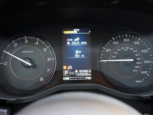 Used 2021 Subaru Crosstrek 2.0i AWD/4WD image 17