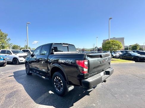 Used 2021 Nissan Titan PRO-4X w/ Pro-4x Convenience Package AWD/4WD image 7