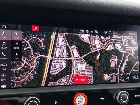 Used 2026 Porsche Macan image 25