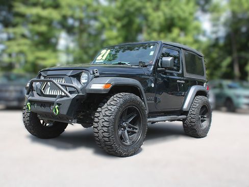 Used 2021 Jeep Wrangler Sport AWD/4WD image 3