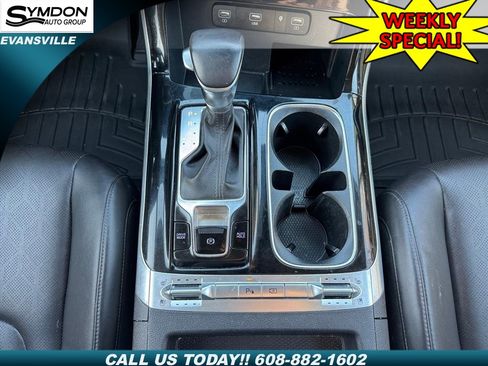 Used 2022 Kia Carnival SX image 16