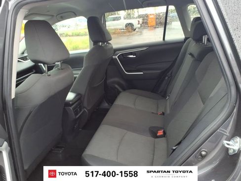 Used 2024 Toyota RAV4 XLE FWD image 12