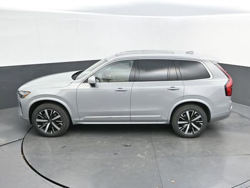 New 2026 Volvo XC90 B6 Core AWD/4WD image 24
