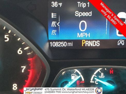 Used 2017 Ford Escape SE w/ SE Sport Appearance Package AWD/4WD image 14