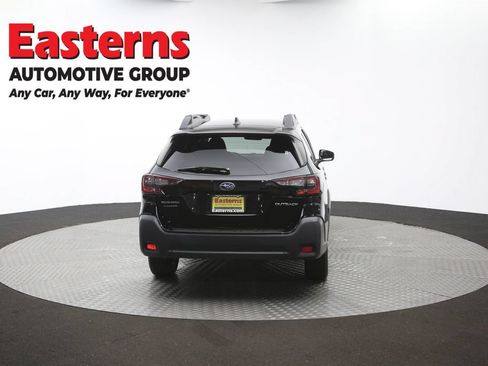 Used 2023 Subaru Outback Premium AWD/4WD image 35