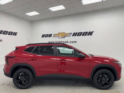 New 2026 Chevrolet Trax LT w/ Sunroof Package