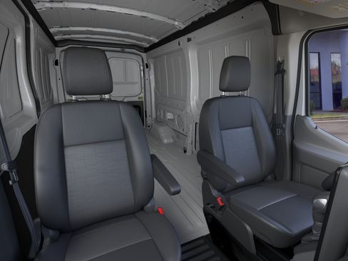 New 2026 Ford Transit 250 148 Medium Roof RWD image 10