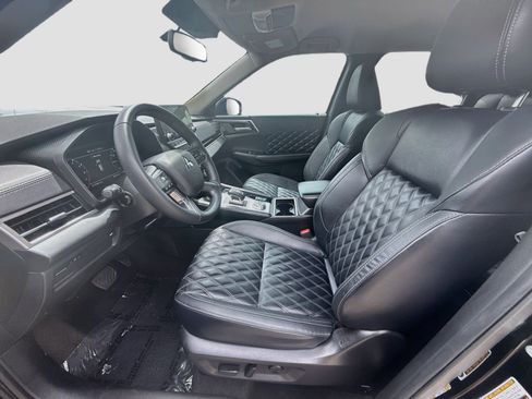 Used 2024 Mitsubishi Outlander SEL FWD image 19