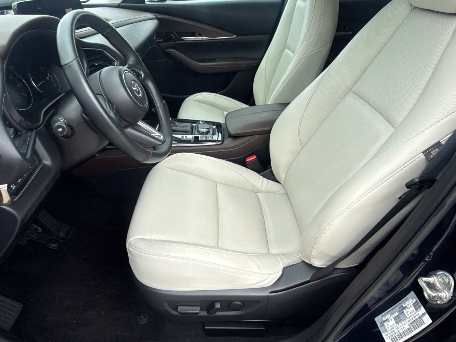 Certified 2025 MAZDA CX-30 2.5 Turbo w/ Premium Plus Pkg AWD/4WD image 19