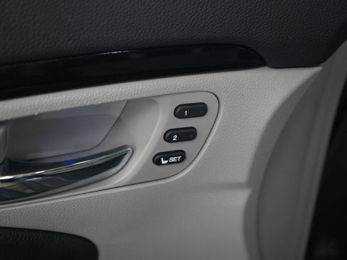 Used 2017 Honda Pilot Touring image 28