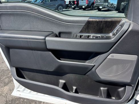 Used 2024 Ford F450 Lariat w/ Camper Package image 17