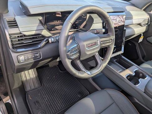 New 2026 GMC Acadia AT4 image 3