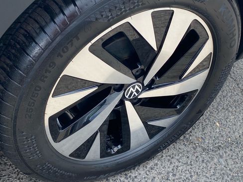 Certified 2023 Volkswagen ID.4 Pro RWD image 19