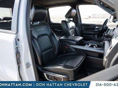 Used 2022 RAM 1500 Laramie w/ Sport Appearance Package image 31