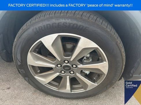 Certified 2025 Ford Escape Platinum AWD/4WD image 6