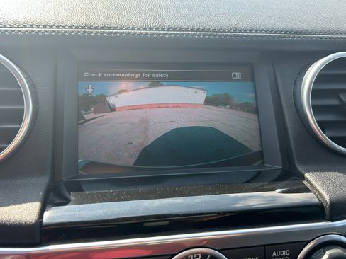 Used 2016 Land Rover LR4 HSE Silver Edition image 13