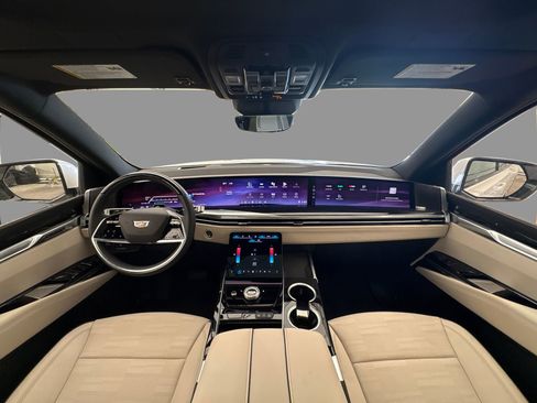 New 2025 Cadillac Escalade ESV Sport w/ Touring Package image 23