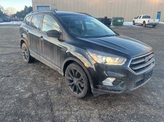 Used 2017 Ford Escape SE w/ Equipment Group 201A video 1