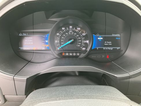 Used 2022 Ford Edge SEL w/ Convenience Package image 9