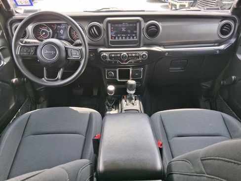 Used 2022 Jeep Gladiator Sport AWD/4WD image 12